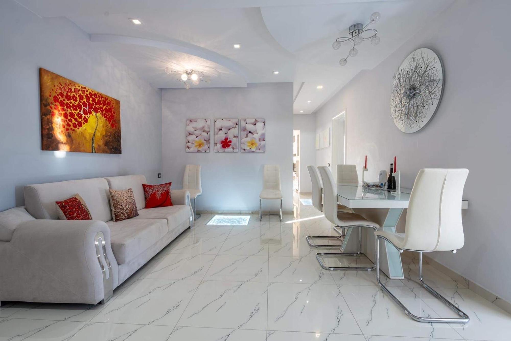 Apartment In Saranda Экстерьер фото