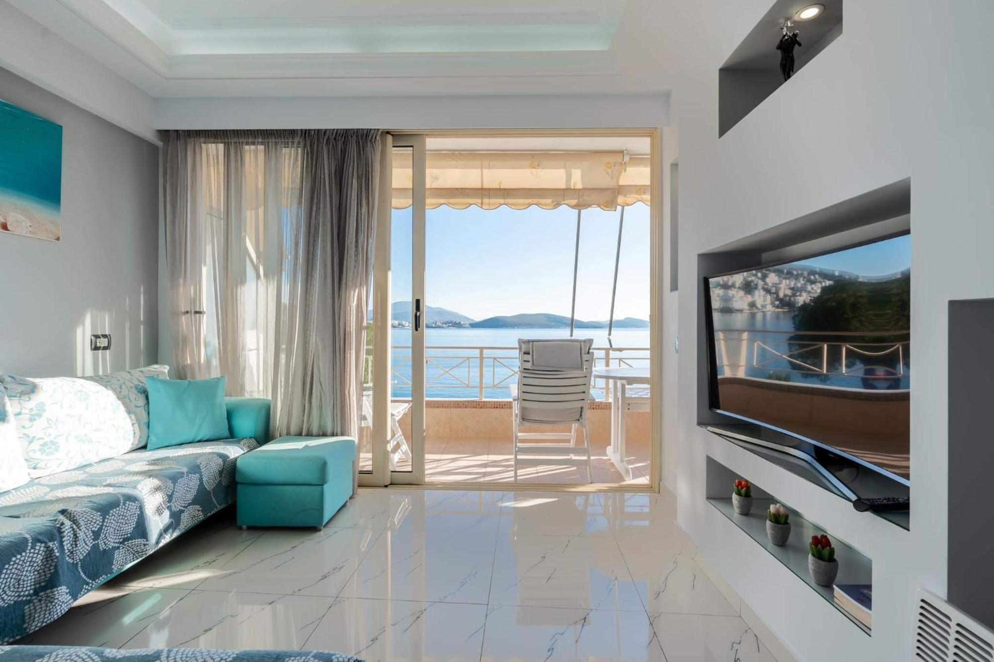 Apartment In Saranda Экстерьер фото