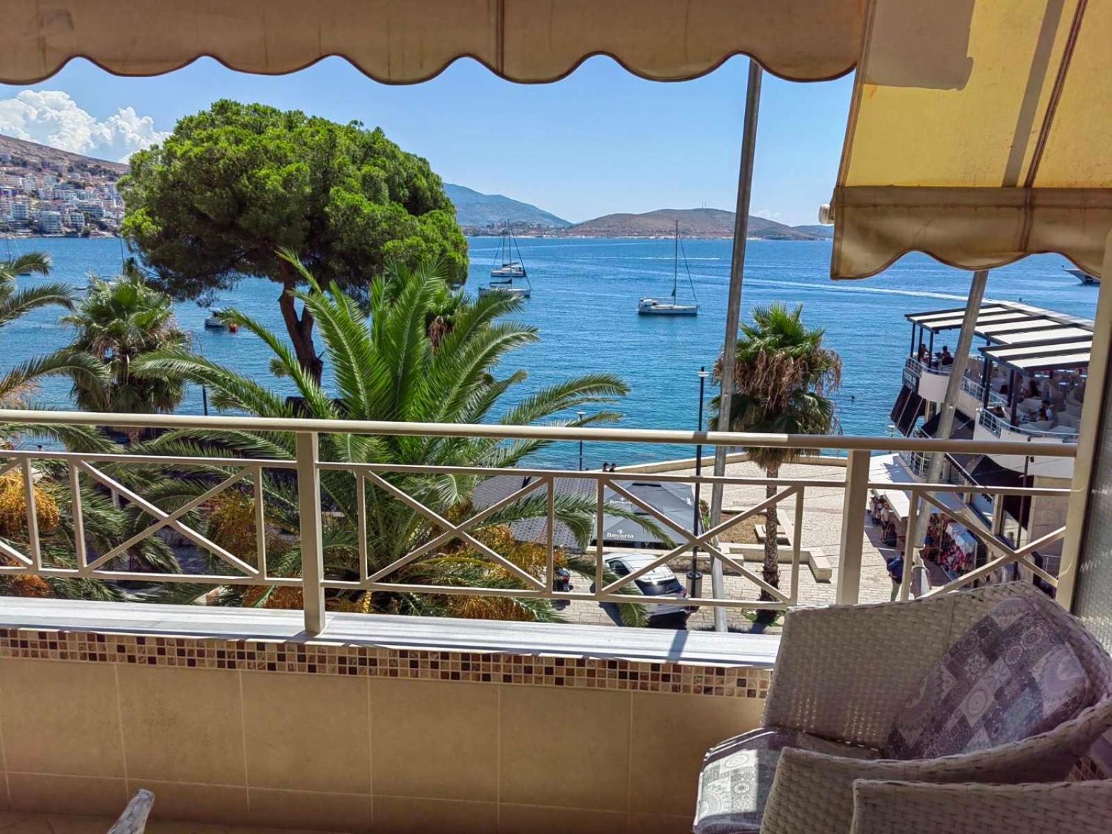 Apartment In Saranda Экстерьер фото