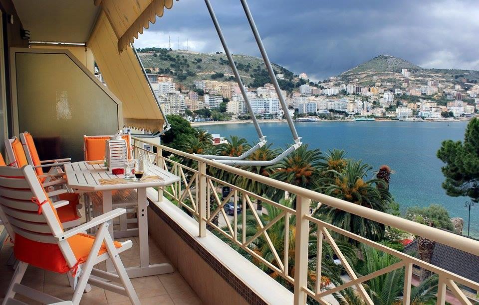 Apartment In Saranda Экстерьер фото